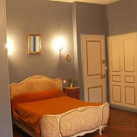 Couette-café Le Château Des Requêtes