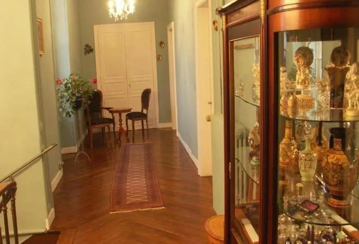 Chambres D'hotes Le Chateau Des Requetes 3* Alencon