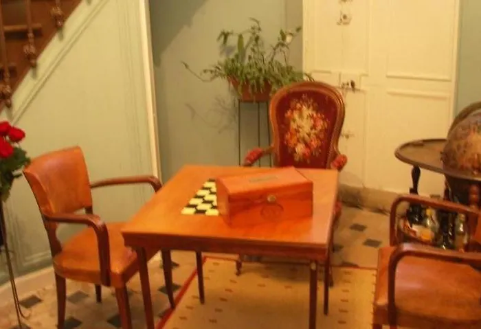 Bed & Breakfast Chambres D'hotes Le Chateau Des Requetes 3*